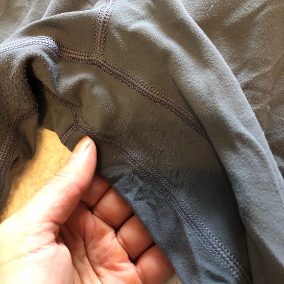 Light grey 21” lulu aligns - Picture 4 of 4